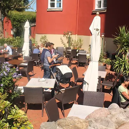 Schloss Spyker Глове