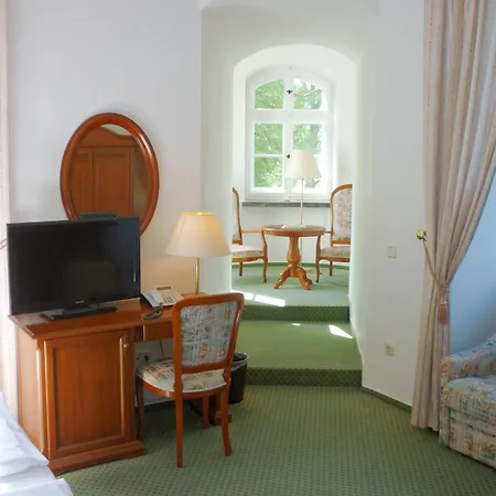 Schloss Spyker 3* Глове