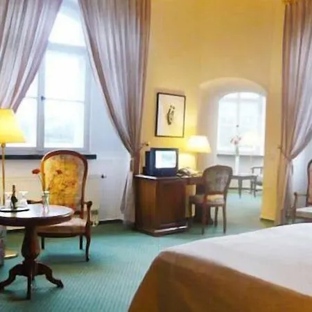 Schloss Spyker Отель 3*