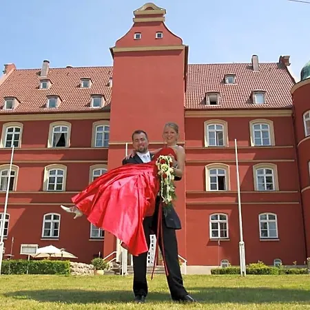 Schloss Spyker 3*