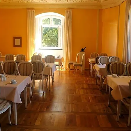 Schloss Spyker 3*