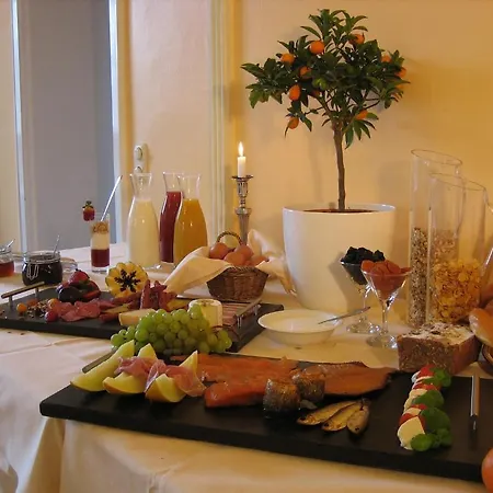 Schloss Spyker 3*